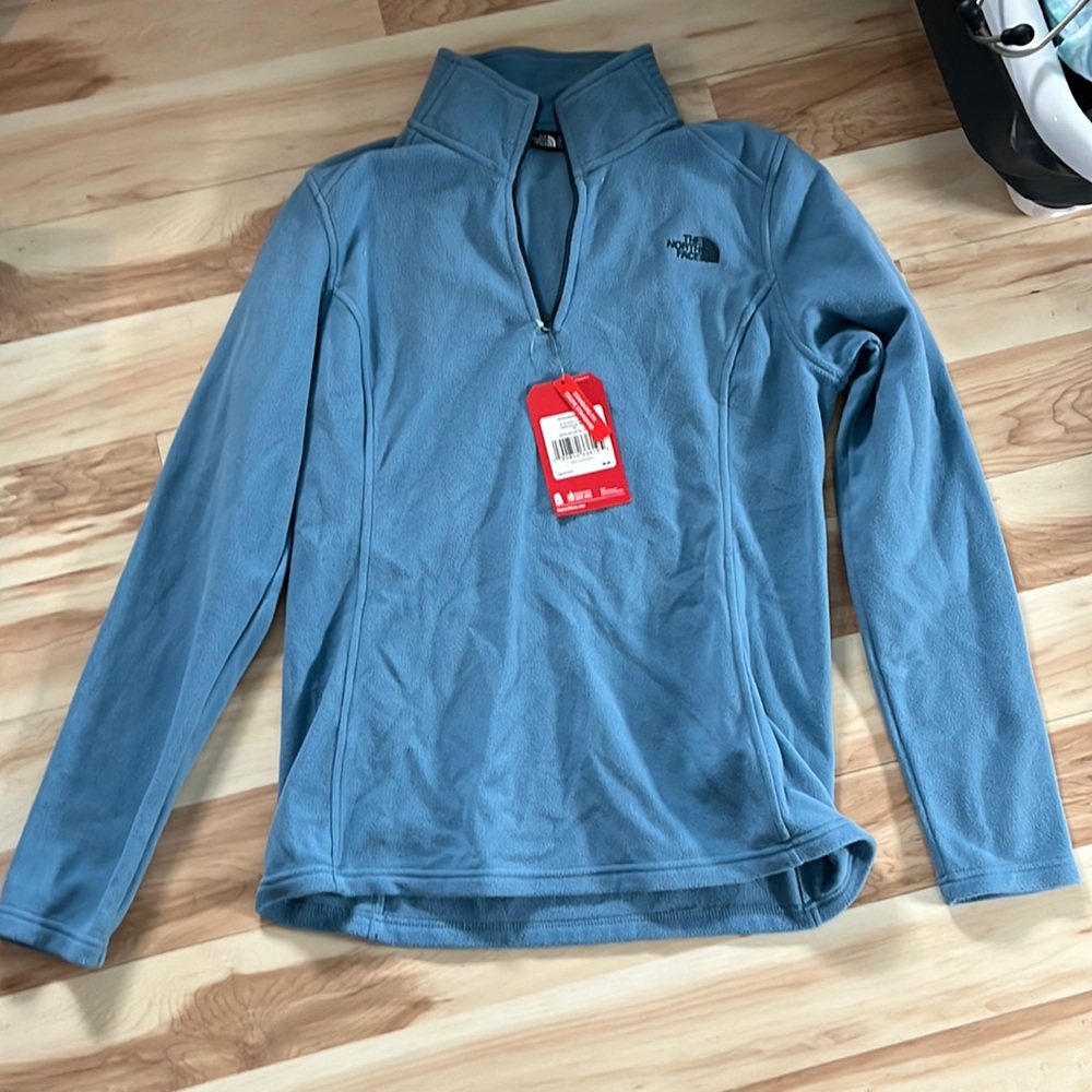 NWT blue North Face fleece quarter zip